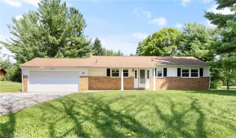 130 W Main St, Seville, OH 44273