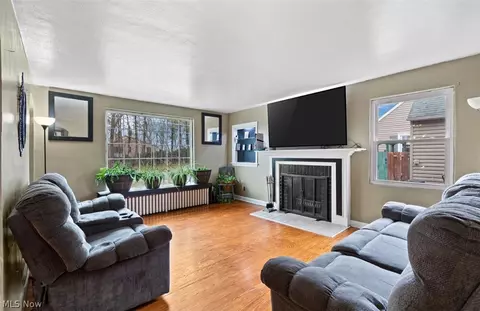 Other - 162 Perry Dr NW, Canton, OH 44708 photo 2 of 11