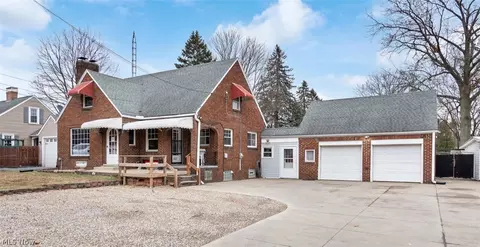 Other - 162 Perry Dr NW, Canton, OH 44708 photo 1 of 11