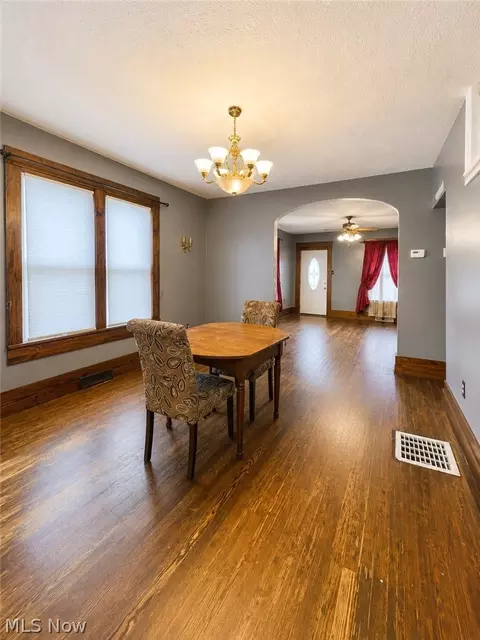 Dining - 14 Main St, Dillonvale, OH 43917 photo 1 of 3