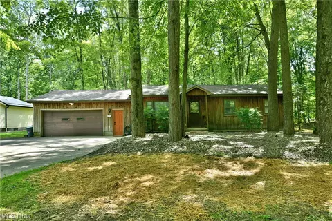 4750 Durst Clagg Rd, Cortland, OH 44410