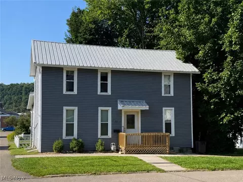 58 W Jefferson Ave, Mcconnelsville, OH 43756
