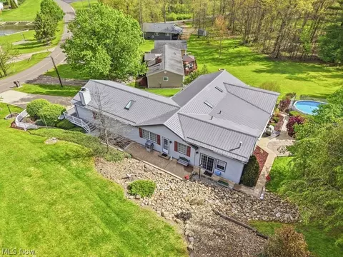 View/Area - 411 E Mohawk Dr, Malvern, OH 44644 photo 1 of 1