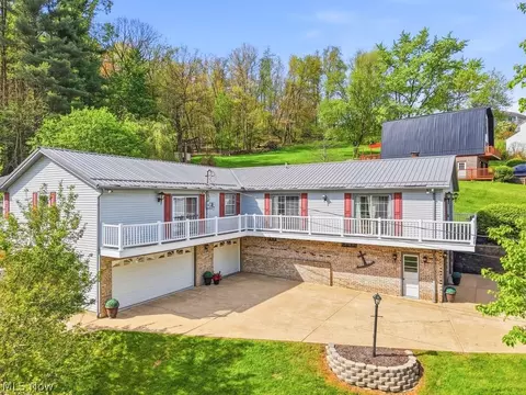 Exterior - 411 E Mohawk Dr, Malvern, OH 44644 photo 2 of 10