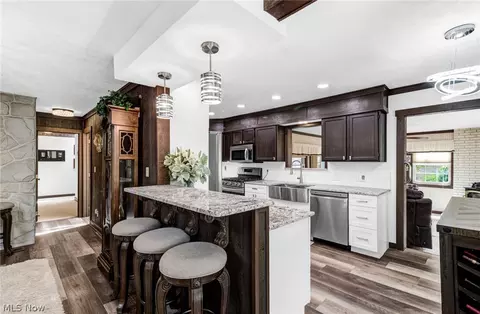 Kitchen - 411 E Mohawk Dr, Malvern, OH 44644 photo 1 of 6