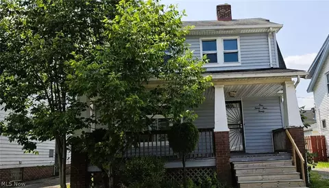 13420 Saybrook Ave, Garfield Heights, OH 44105