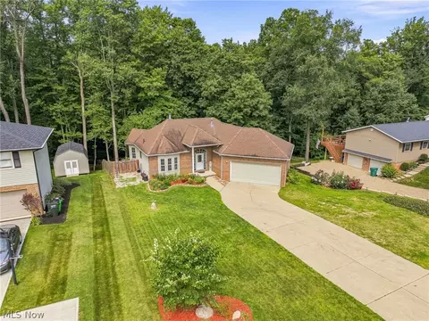 7361 Stonehill Ave NW, Canal Fulton, OH 44614
