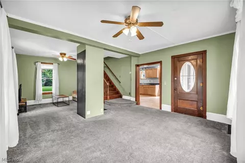Living - 175 E Walnut Ave, Painesville, OH 44077 photo 1 of 3