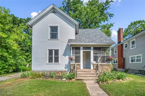 Exterior - 175 E Walnut Ave, Painesville, OH 44077 photo 1 of 5