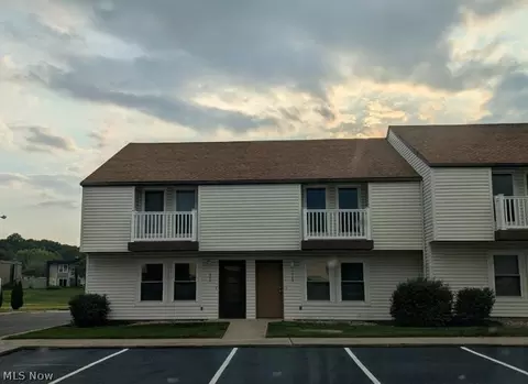 1563 Whitehall Blvd, Kent, OH 44240