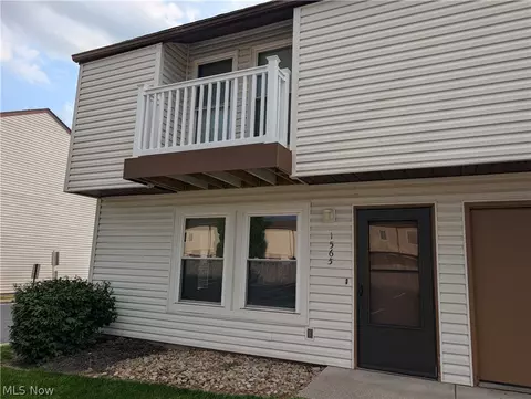 1565 Whitehall Blvd, Kent, OH 44240