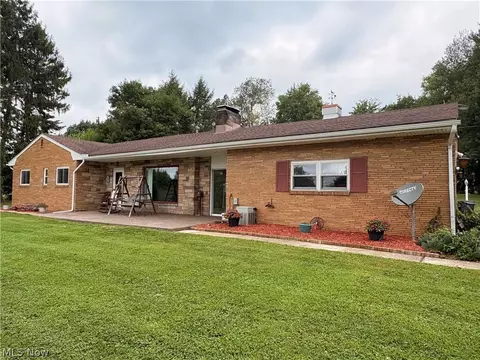 1042 County Rd 42, Toronto, OH 43964