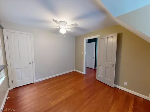Bedroom - 34 E 211th St, Euclid, OH 44123 photo 1 of 8