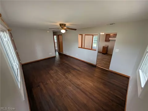 Living - 322 Pasadena Ave, Elyria, OH 44035 photo 2 of 2