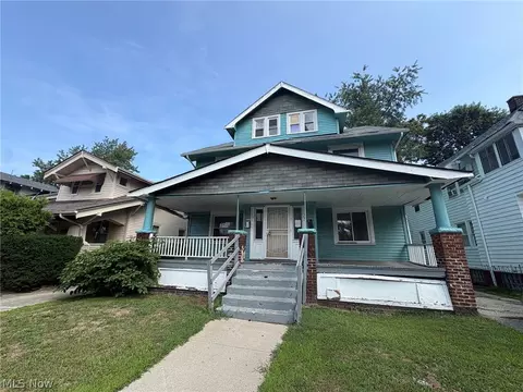 13401 Graham Rd, East Cleveland, OH 44112
