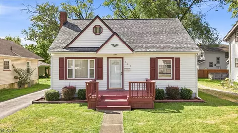 724 Belvedere Ave SE, Warren, OH 44484