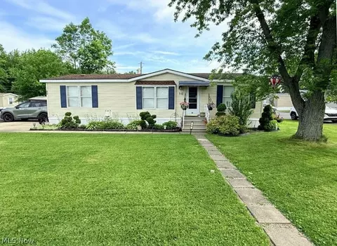 27216 Cook Rd #10, Olmsted Falls, OH 44138