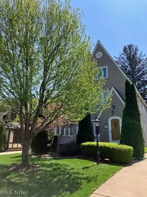 20771 Avalon Dr, Rocky River, OH 44116