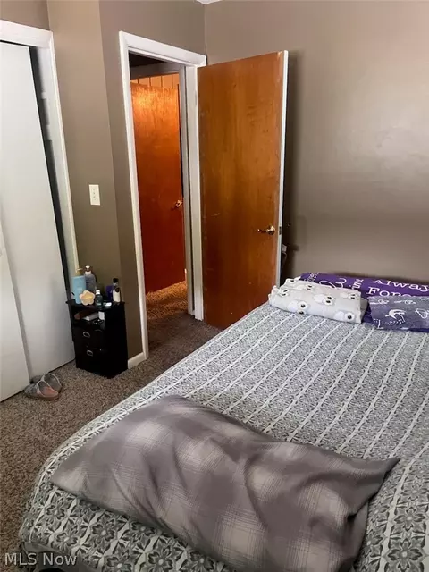 Bedroom - 1000 Beacon St, Springfield, OH 45505 photo 2 of 4