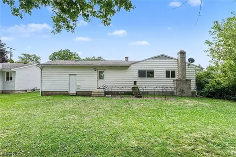 Exterior - 1313 E 29 St, Ashtabula, OH 44004 photo 2 of 5