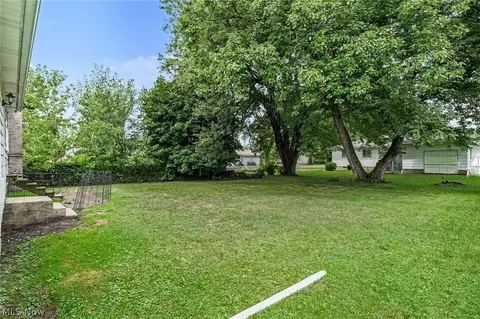 Exterior - 1313 E 29 St, Ashtabula, OH 44004 photo 4 of 5