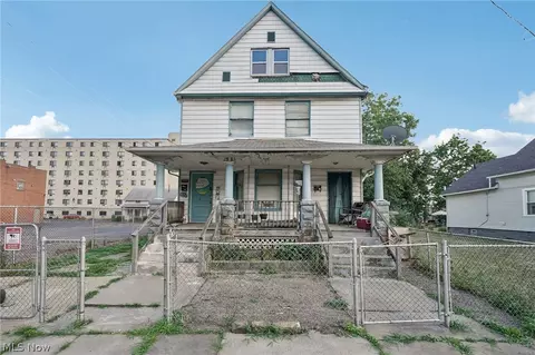 2115 Seymour Ave, Cleveland, OH 44113