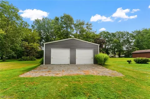 695 S 15th St, Sebring, OH 44672 photo 28