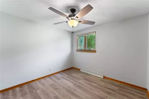 695 S 15th St, Sebring, OH 44672 photo 17