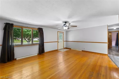 695 S 15th St, Sebring, OH 44672 photo 6