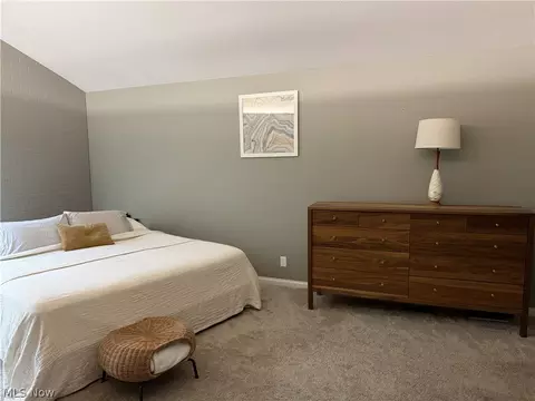 Bedroom - 907 Glenview Dr, Huron, OH 44839 photo 2 of 11