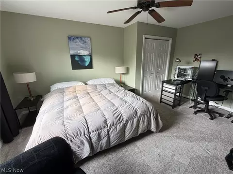 Bedroom - 907 Glenview Dr, Huron, OH 44839 photo 10 of 11