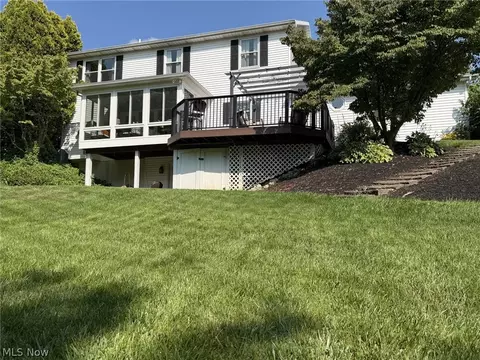 Exterior - 907 Glenview Dr, Huron, OH 44839 photo 10 of 10