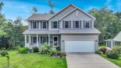 22 Garfield Ave, New Concord, OH 43762
