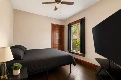 Bedroom - 602 Blaine Ave, Akron, OH 44310 photo 1 of 2