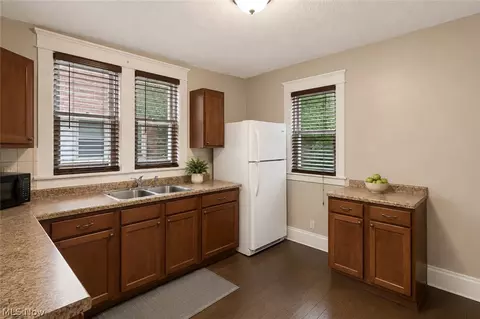 Kitchen - 602 Blaine Ave, Akron, OH 44310 photo 2 of 2
