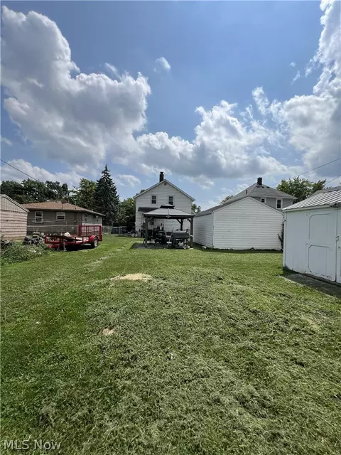 Exterior - 1891 E 33rd St, Lorain, OH 44055 photo 9 of 10