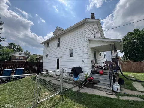 Exterior - 1891 E 33rd St, Lorain, OH 44055 photo 6 of 10