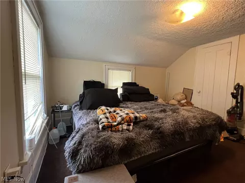 Bedroom - 1891 E 33rd St, Lorain, OH 44055 photo 2 of 7