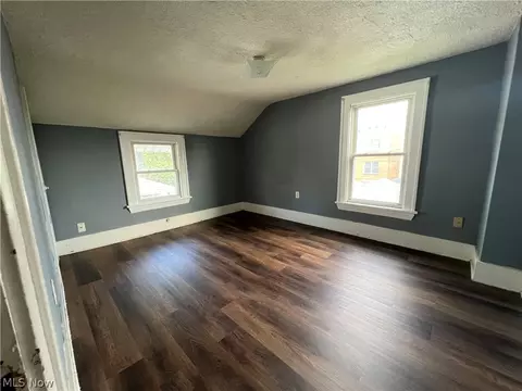 Bedroom - 1891 E 33rd St, Lorain, OH 44055 photo 4 of 7