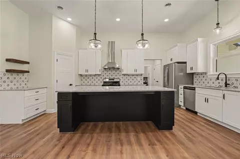 Kitchen - 3191 Stevens Rd, Ashtabula, OH 44004 photo 2 of 4
