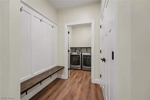 Entry Way - 3191 Stevens Rd, Ashtabula, OH 44004 photo 4 of 4