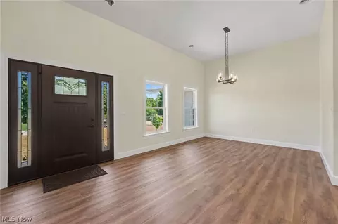 Living - 3191 Stevens Rd, Ashtabula, OH 44004 photo 1 of 7
