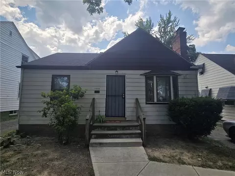 15908 Invermere Ave, Cleveland, OH 44128