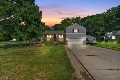 23216 Alexander Rd, North Olmsted, OH 44070