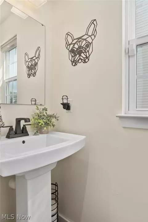 Bath - 824 Robinson Dr, Lagrange, OH 44050 photo 3 of 5