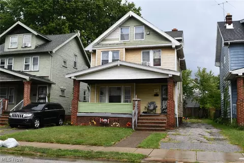 1347 Elwood Rd, East Cleveland, OH 44112