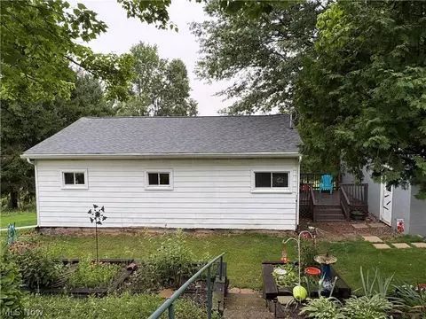750 Springview St, East Liverpool, OH 43920
