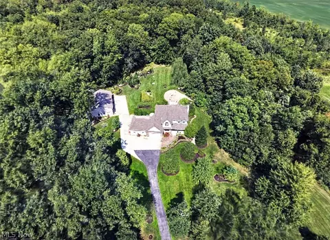 47550 Hughes Rd, Wellington, OH 44090
