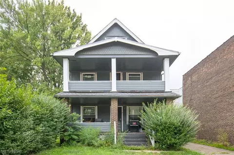 3976 E 71st St, Cleveland, OH 44105