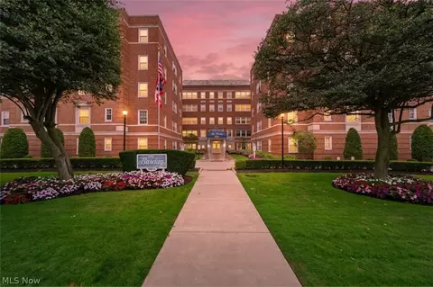 19015 Van Aken Blvd #311, Shaker Heights, OH 44122
